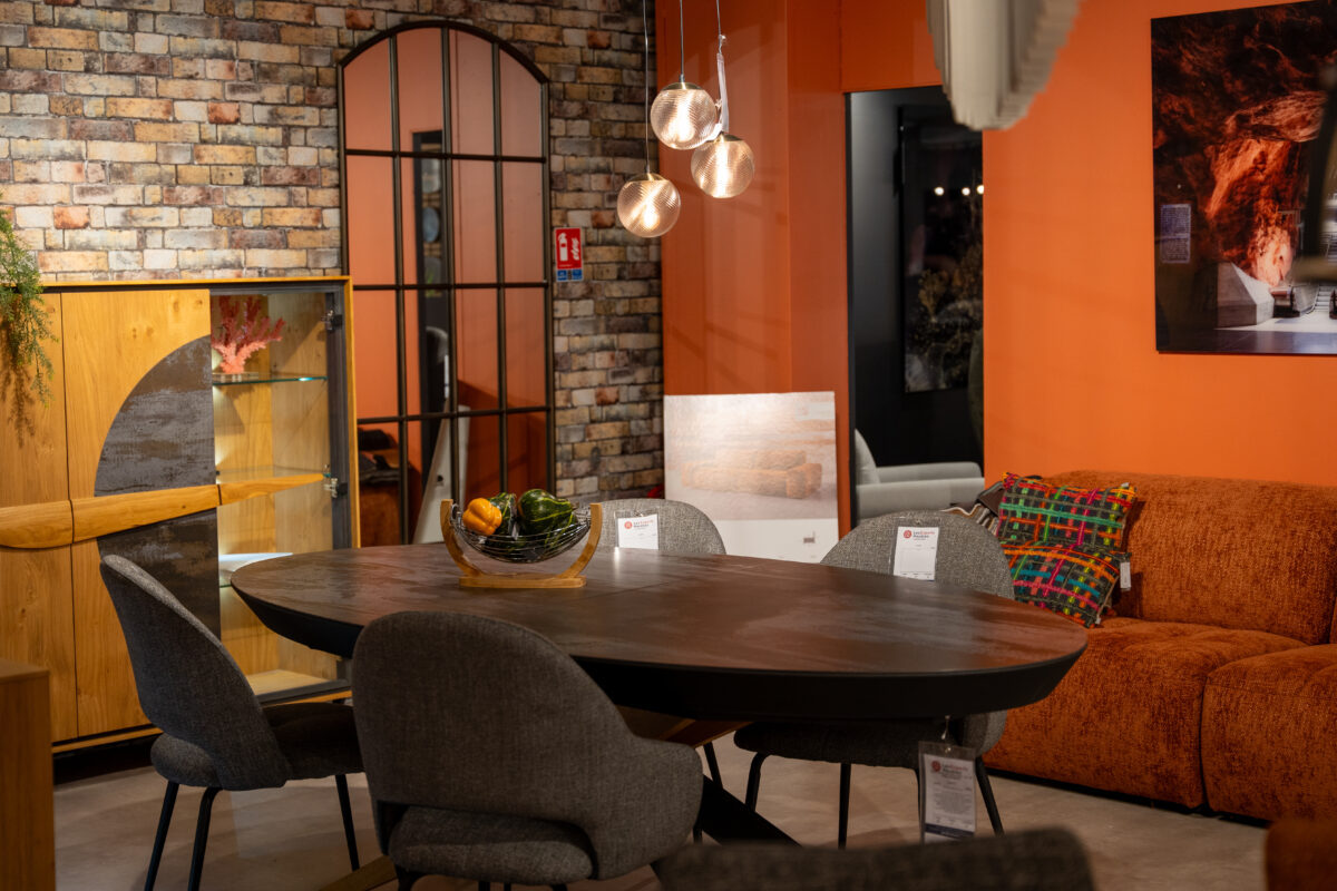 INFINY-HOME-Cherbourg-mobilier-deco-les-Experts-Meubles-26 Histoire d'Infiny Home, la passion du meuble, génération après génération